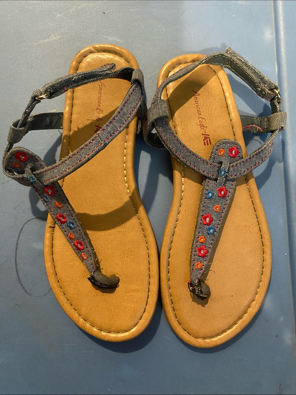American Eagle Denim Floral T-Strap Sandals - Brown/Tan